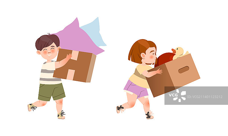 拿着纸板箱的小男孩和小女孩图片素材