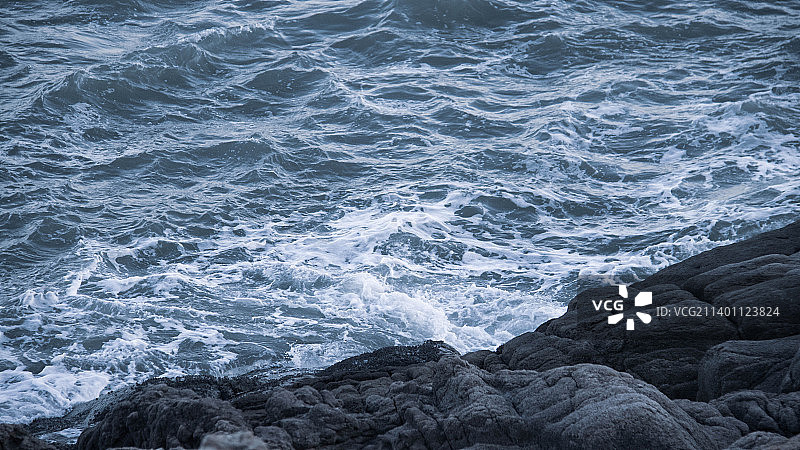 浪-浙江台州大陈岛图片素材