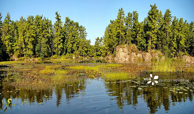 加拿大石湖湖景图片素材