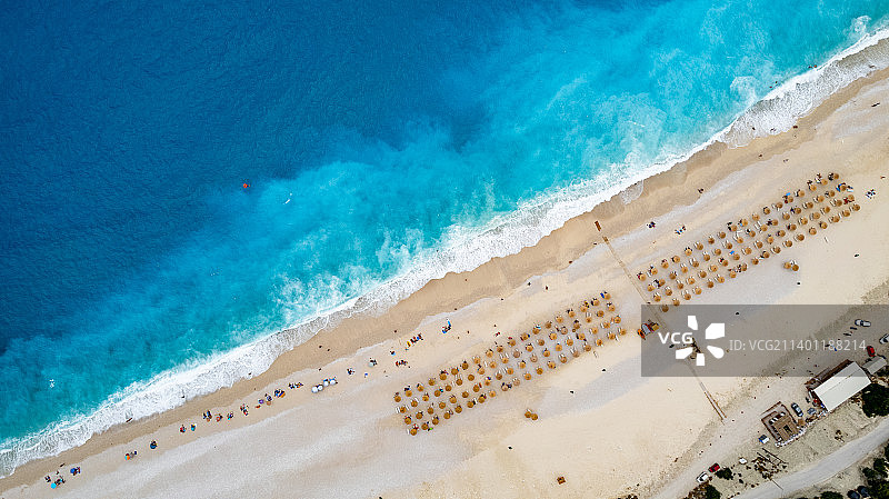 米尔托斯海滩航拍景观，希腊图片素材