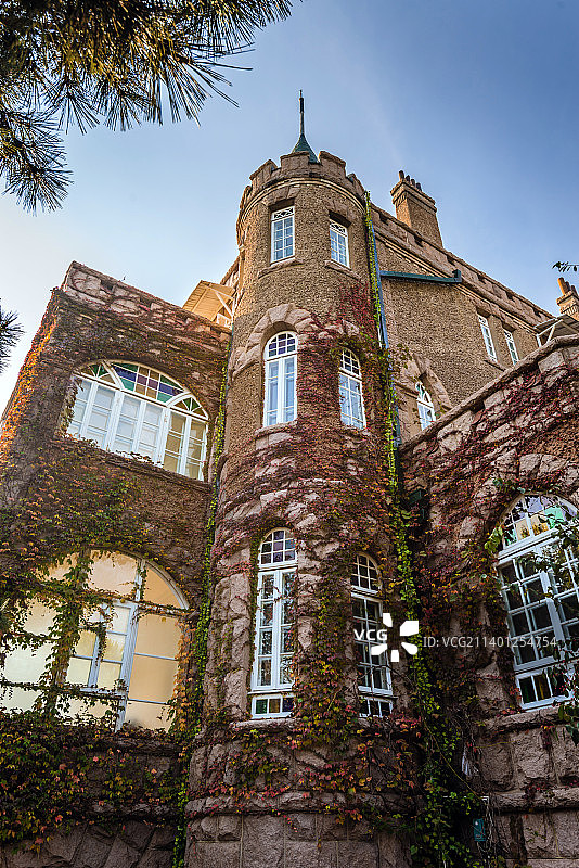 中国山东青岛，八大关风景区花石楼外景图片素材