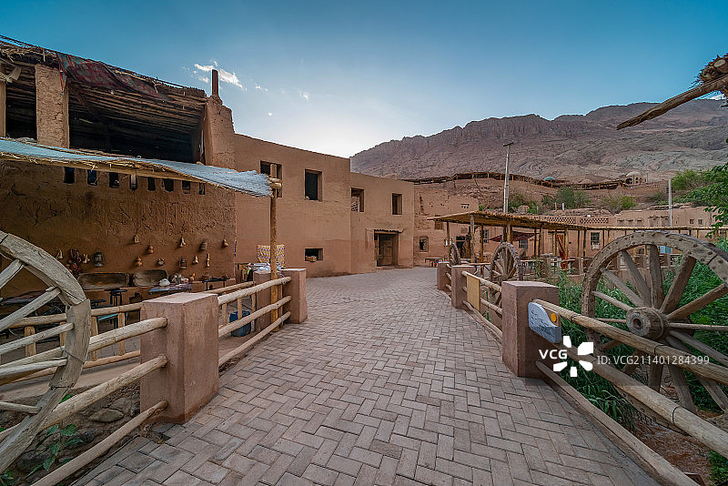 新疆吐鲁番鄯善吐峪沟村图片素材