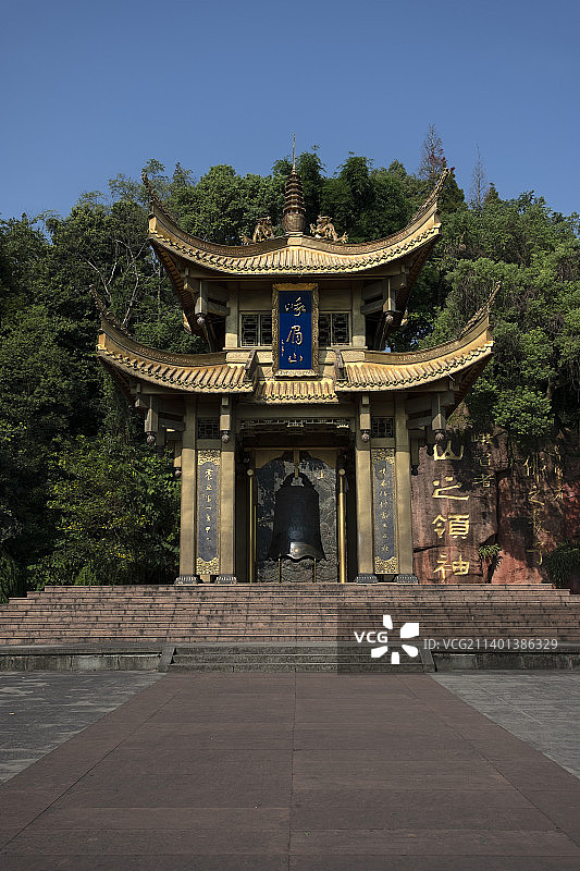 峨眉山第一山亭，著名旅游景区图片素材