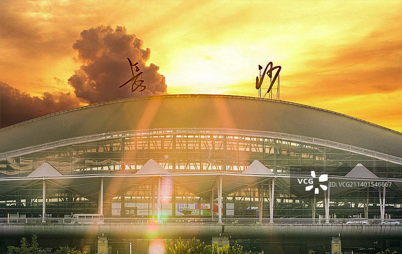 长沙黄花机场日出图片素材