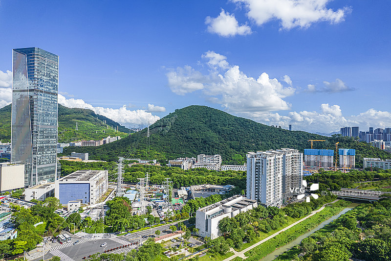 深圳南山区众冠时代广场 深圳塘朗山图片素材