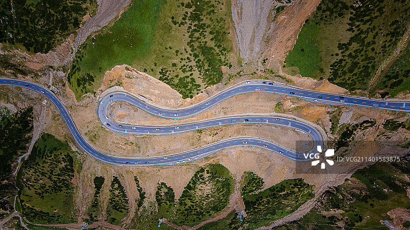 独库公路盘山路图片素材