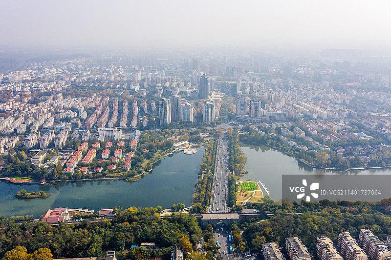 航拍江苏南京月牙湖公园图片素材