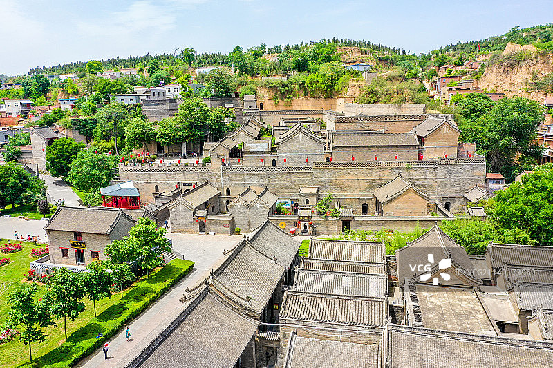 航拍河南郑州巩义康百万庄园景区 河洛康家图片素材