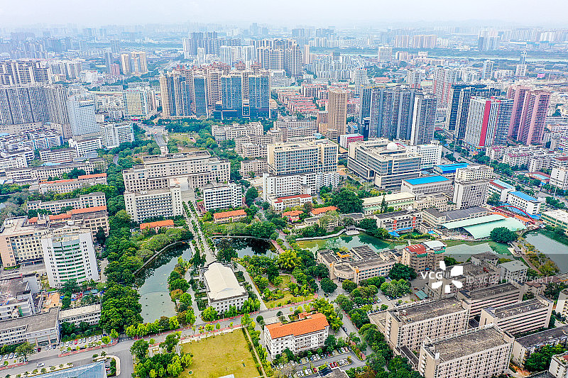 航拍广西大学校园风光 广西壮族自治区南宁市西乡塘区图片素材