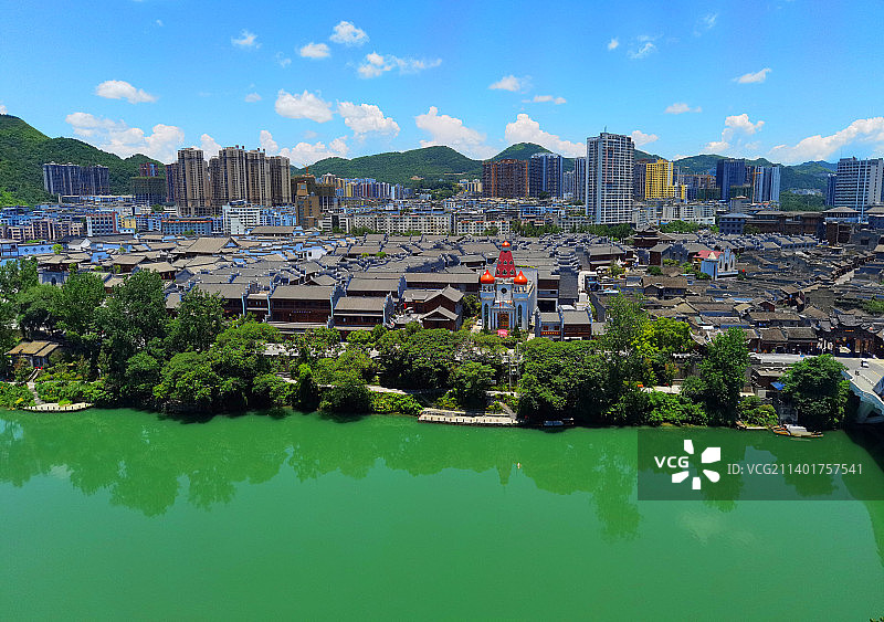 中国贵州铜仁市，铜仁古城。铜仁三江汇流，三江公园图片素材