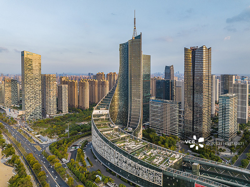 合肥天鹅湖地标建筑城市风光全景图片素材