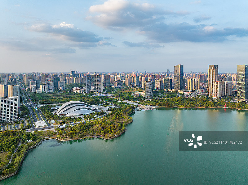 合肥天鹅湖地标建筑城市风光全景图片素材