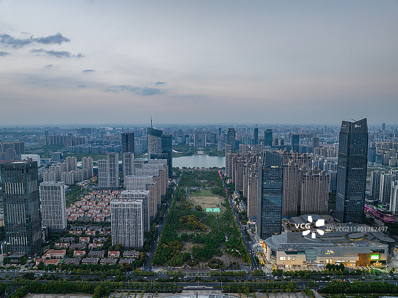 合肥天鹅湖地标建筑城市风光夜景图片素材