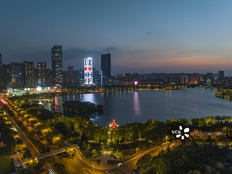 合肥天鹅湖地标建筑城市风光夜景图片素材