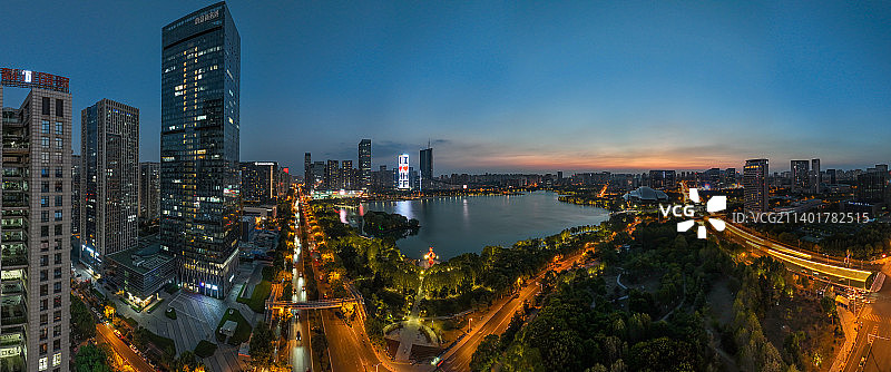 合肥天鹅湖地标建筑城市风光夜景图片素材