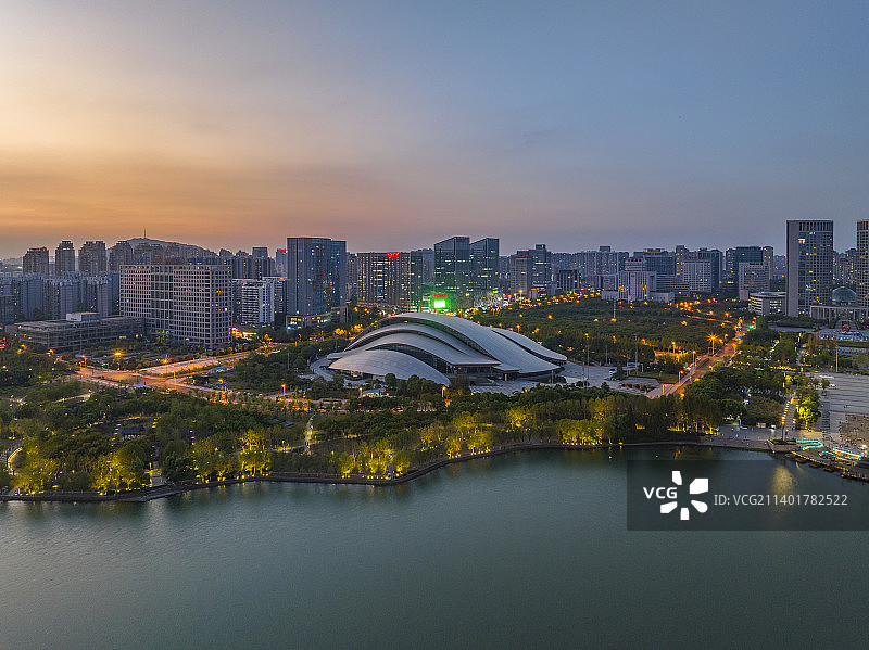 合肥天鹅湖地标建筑城市风光夜景图片素材