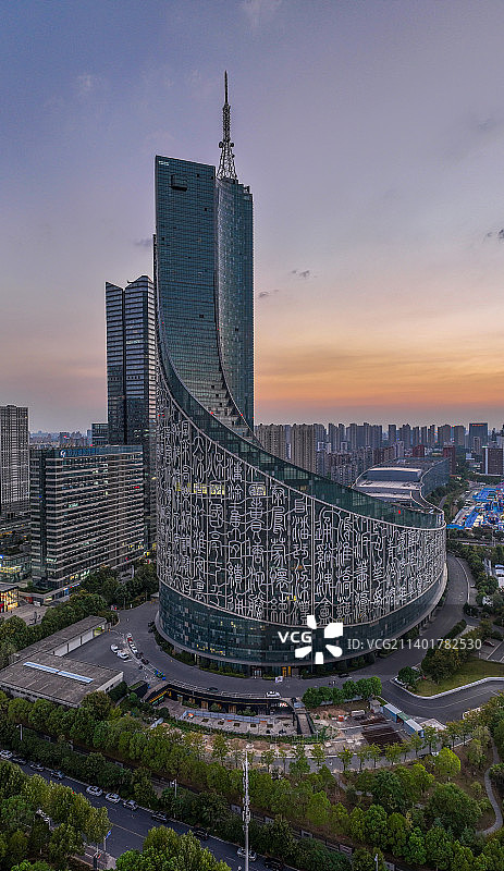 合肥天鹅湖地标建筑城市风光全景图片素材