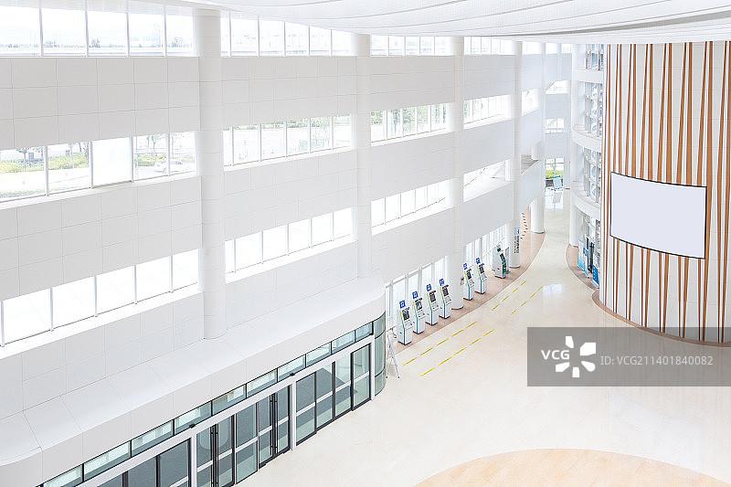 医院明亮的大厅图片素材