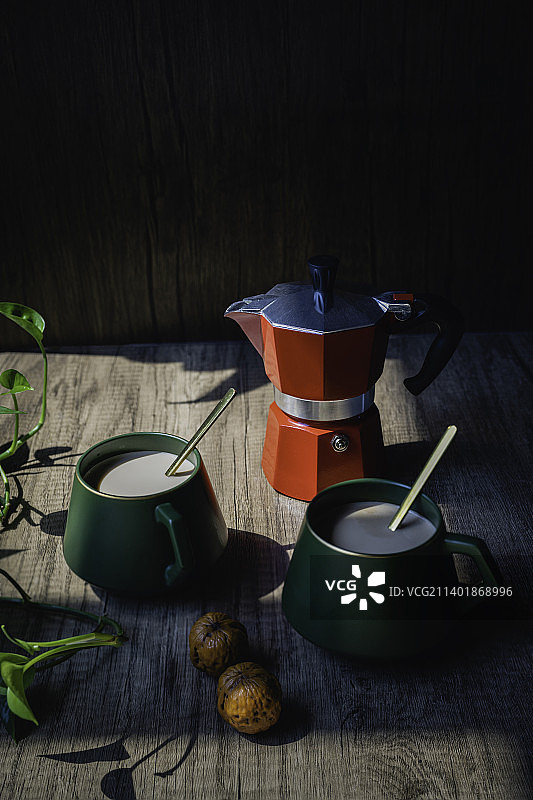 咖啡壶和咖啡图片素材