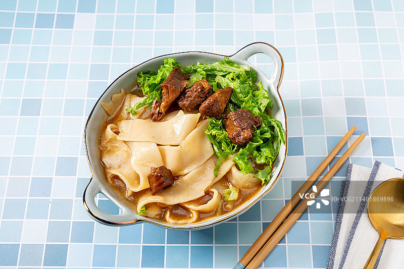 张家口风味小吃：牛肉板面图片素材