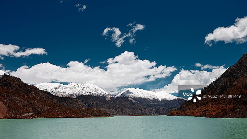 西藏然乌湖图片素材