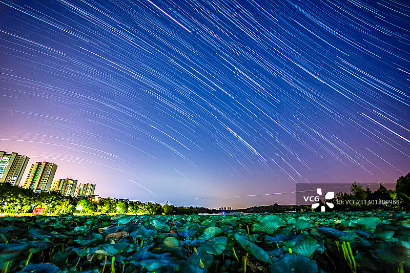 后官湖湿地公园星轨图片素材