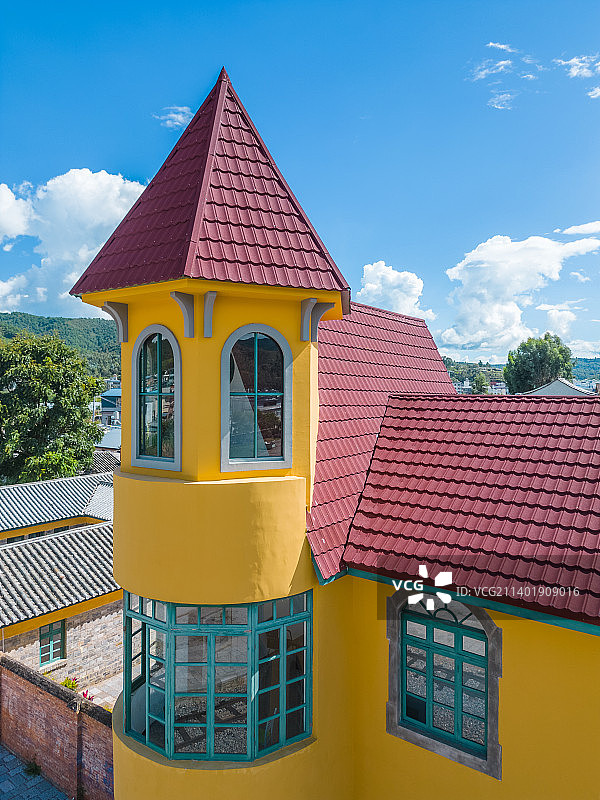 云南省红河州石屏县坝心火车站建筑图片素材