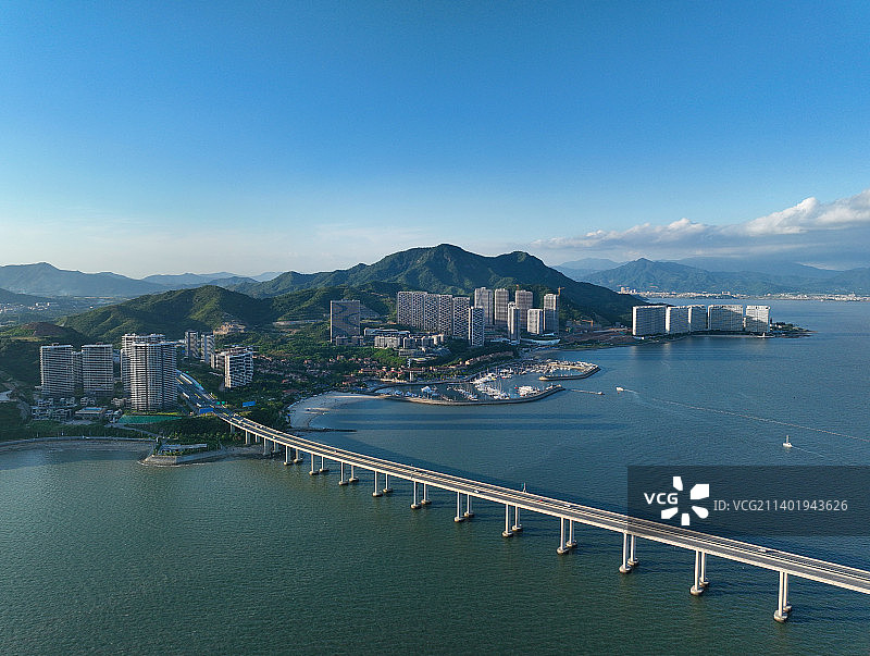 广东省惠州市惠东县亚婆角海滨度假区惠州湾跨海大桥航拍图片素材