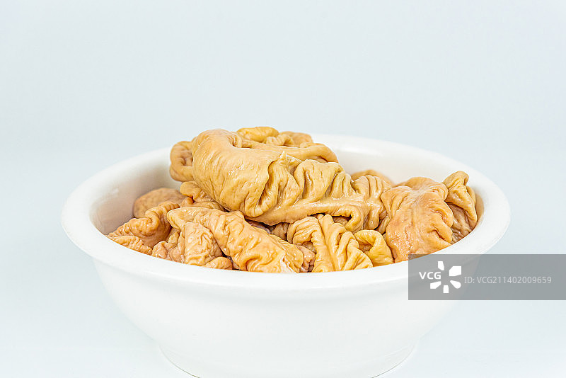 瓷碗里的五香肥肠图片素材