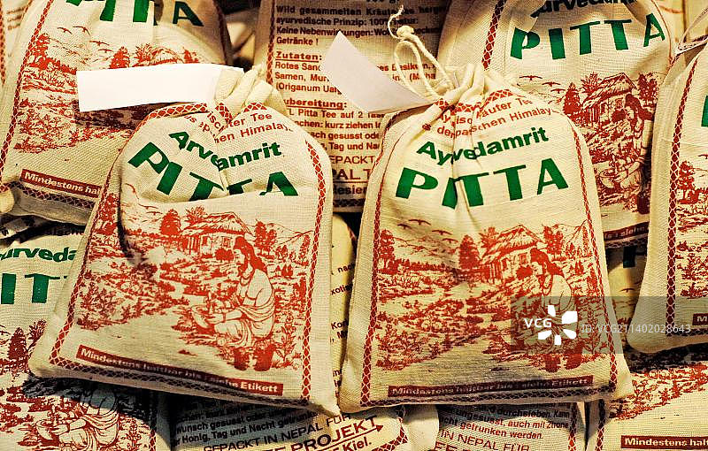 尼泊尔茶叶皮塔原包装销售展台图片素材