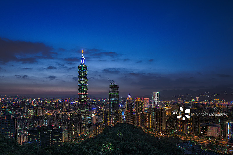台北象山夜景与101大楼图片素材