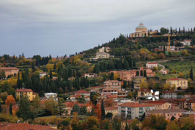 意大利维罗纳镇景观高角度视图图片素材