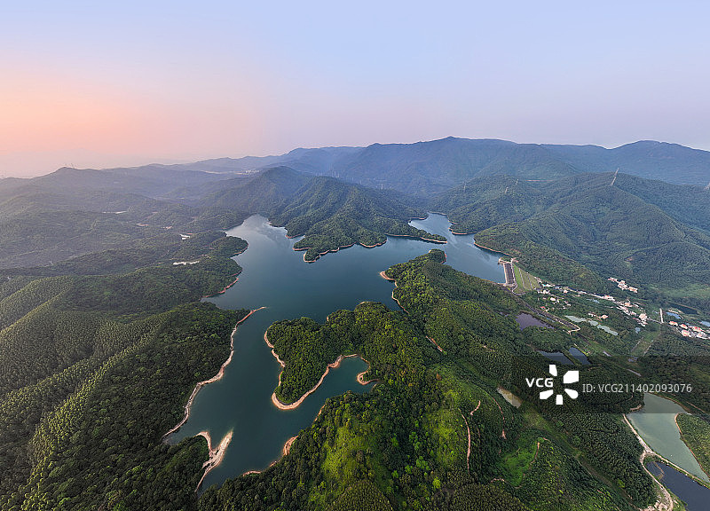 广东省惠州市博罗县象头山稿树下水库航拍图片素材