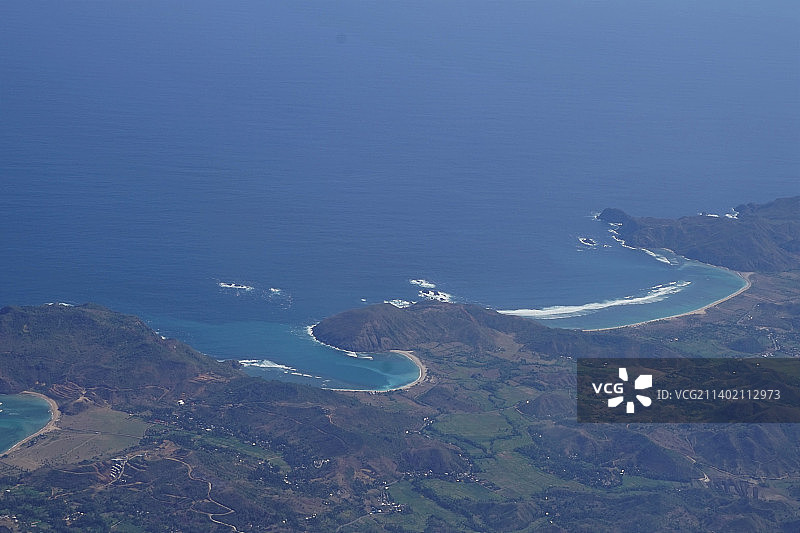 印度尼西亚龙目岛海山航拍图片素材