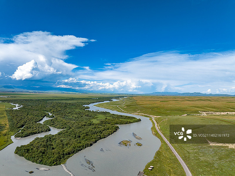 昭苏湿地公园特克斯河风光图片素材