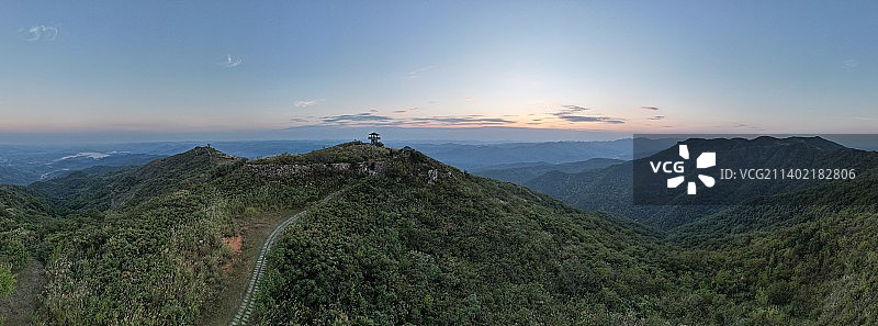 绿林寨山顶日落图片素材