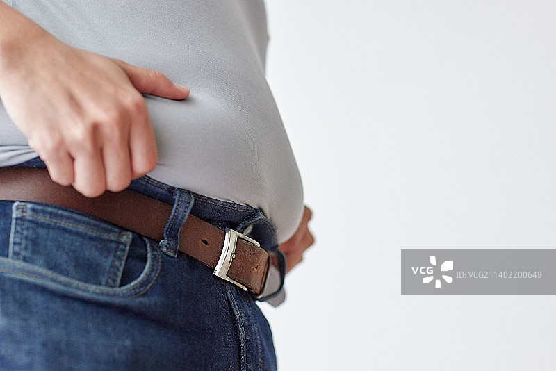 超重的日本男人图片素材