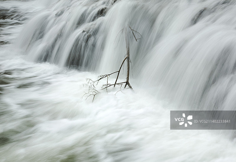 松潘牟尼沟水韵图片素材