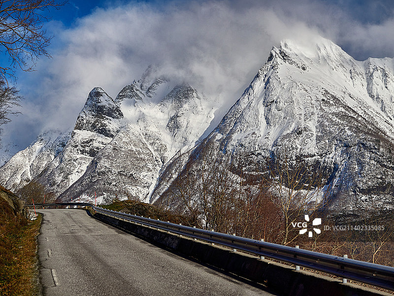挪威赫隆峡湾，孙墨尔阿尔卑斯山风光图片素材