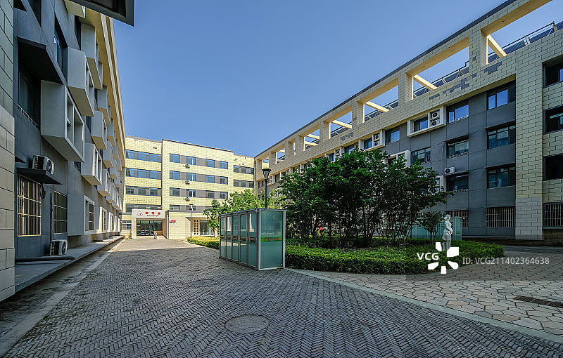 中国山东省聊城第一中学新校区学生宿舍图片素材