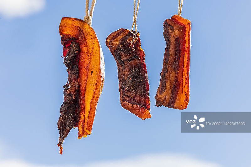 金黄的腊肉图片素材