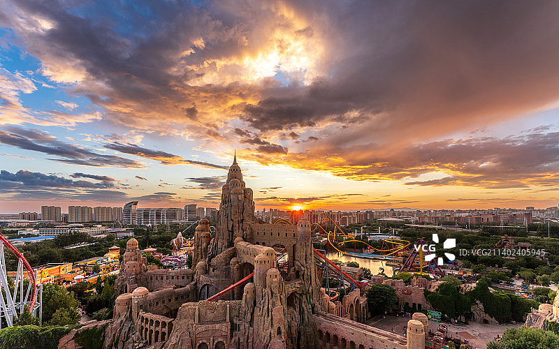 北京欢乐谷全景晚霞图片素材
