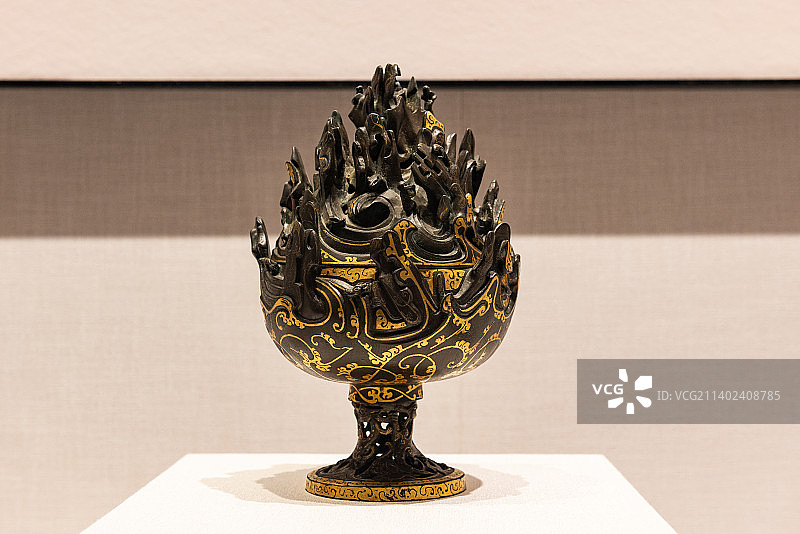 河北博物馆西汉错金博山炉图片素材