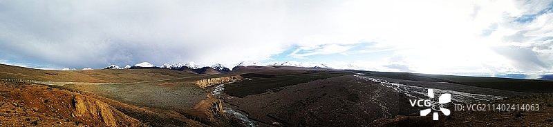 曲登尼玛冰川图片素材