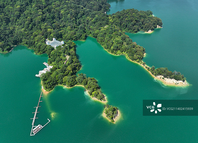 广东省河源市东源县新丰江水库万绿湖镜花缘景区航拍图片素材