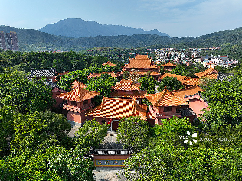 广东省河源市客天下国际旅游度假区巴伐利亚庄园福源寺航拍图片素材