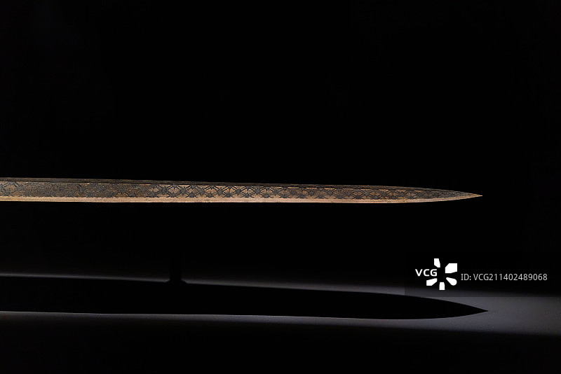 越王勾践剑 天下第一剑 春秋战国时期国宝级文物古董武器兵器 湖北省博物馆展览图片素材