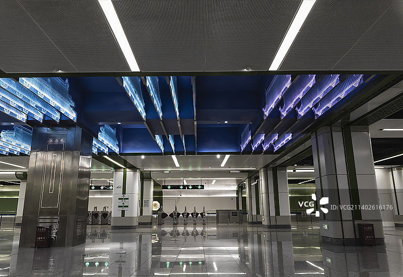 北京地铁19号线新宫站图片素材