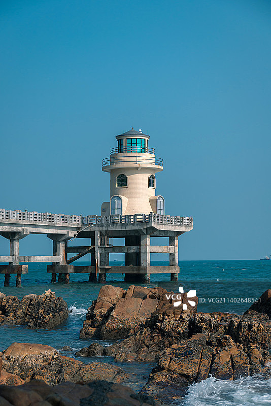 117°E,23°N（南澳岛钱澳湾灯塔）图片素材