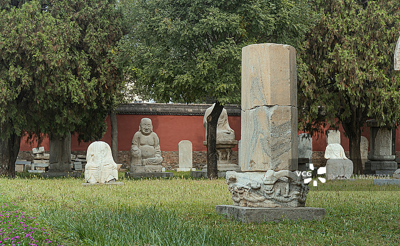 北岳庙飞石雕刻石林遗址图片素材